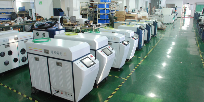 通發激光TFL-80PF<a href='http://www.kmyxwy.com/product/2.htm' class='text_a'>光纖<a href='http://www.kmyxwy.com' class='text_a'>激光焊接機</a></a>